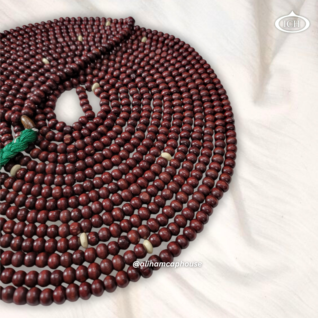 Dark brown tasbih by Al Inam Cap House – premium dhikr beads for Muslims, ideal for Ramadan prayers.