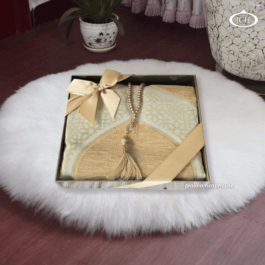 Al Inam Eid Gift Set ICH-0000-E02 – Premium Islamic gift set with luxury prayer mat and tasbih for faith and celebration.