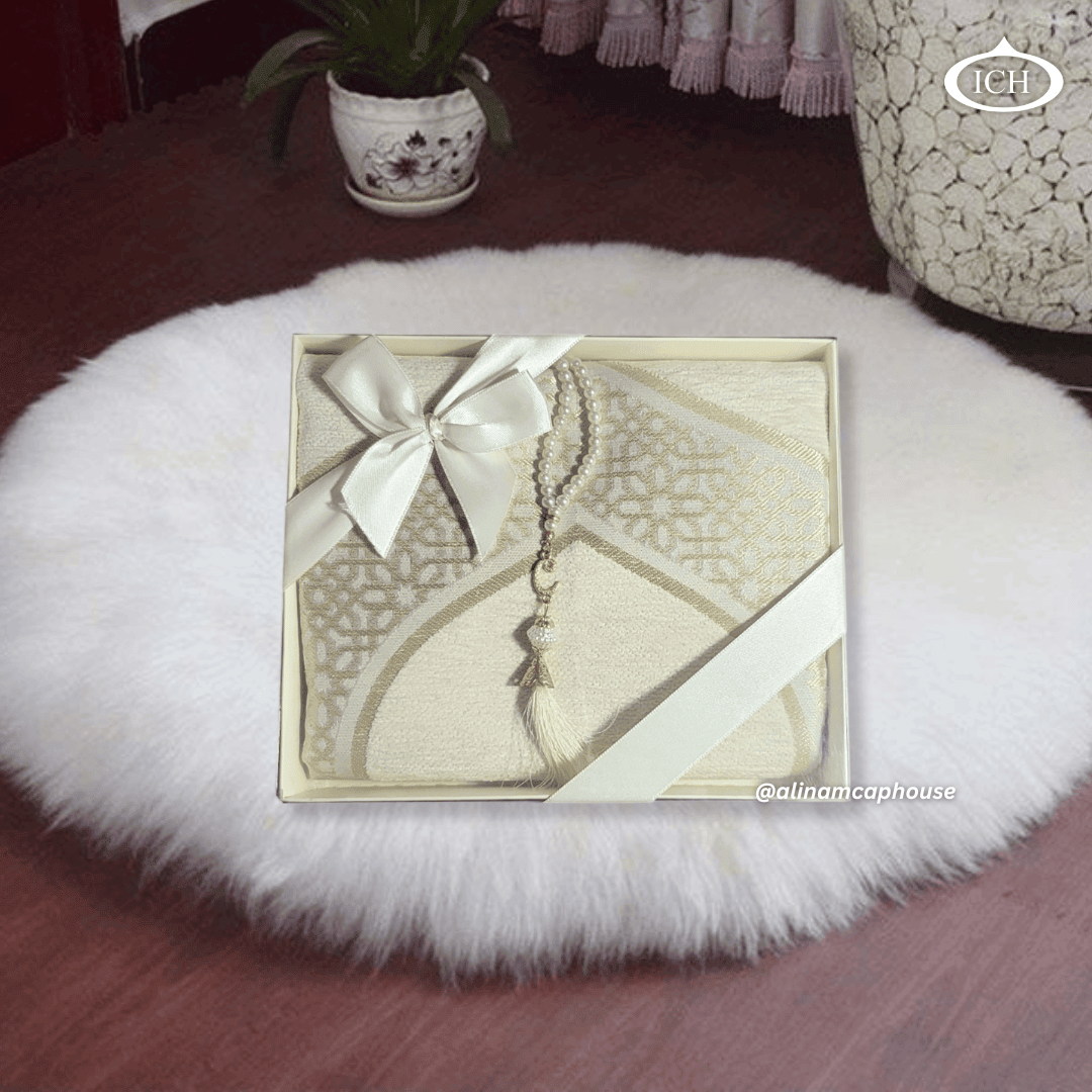 AL INAM Eid Gift Set ICH-0000-E11 – premium Islamic gift box featuring a luxury prayer mat and matching tasbih beads for Eid and everyday devotion.