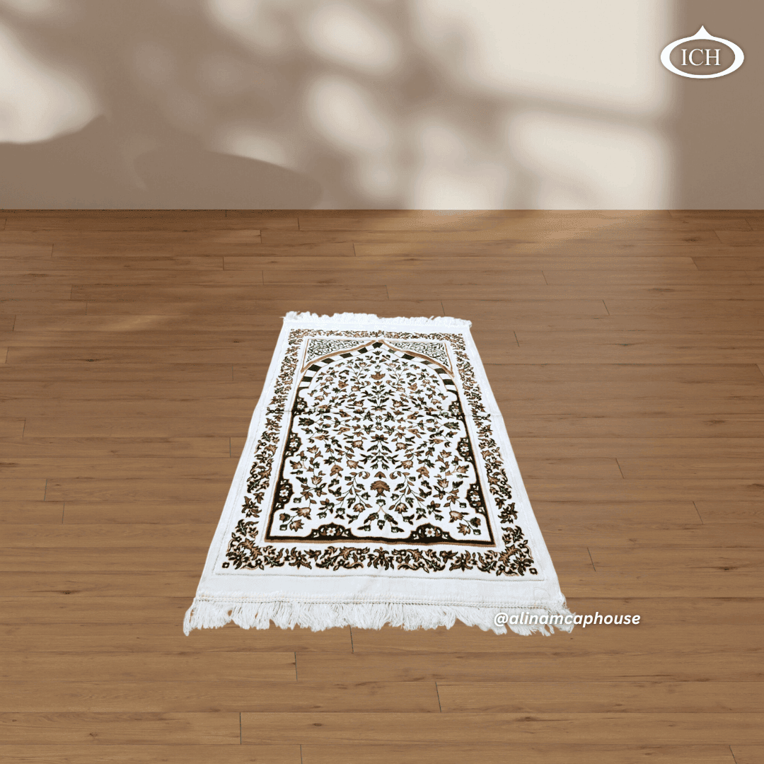 Al Inam Signature Janamaz – High-quality Muslim prayer mat crafted with fine material for focus and comfort during salah.