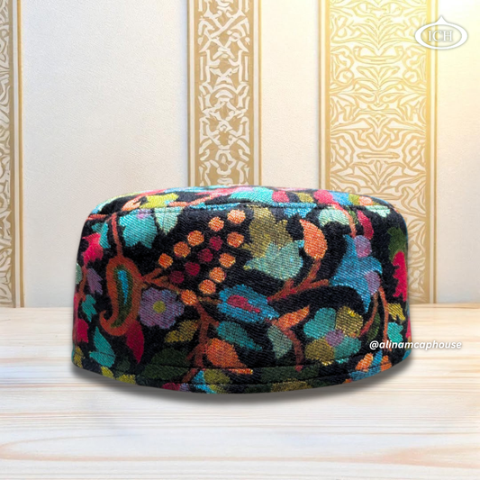 Al Inam Kashmiri Islamic Prayer Cap ICH-0004-K03 front view – premium handmade Muslim topi with Kashmiri embroidery, soft elegant namaz cap for men by Al Inam Cap House.