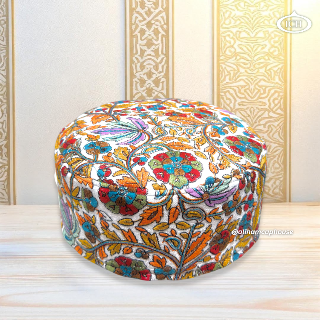 Al Inam Kashmiri Topi ICH-0004-K05 top view – beautifully embroidered Islamic cap with traditional Kashmiri motifs, luxury finish, premium namaz topi by Al Inam Cap House, New Delhi.