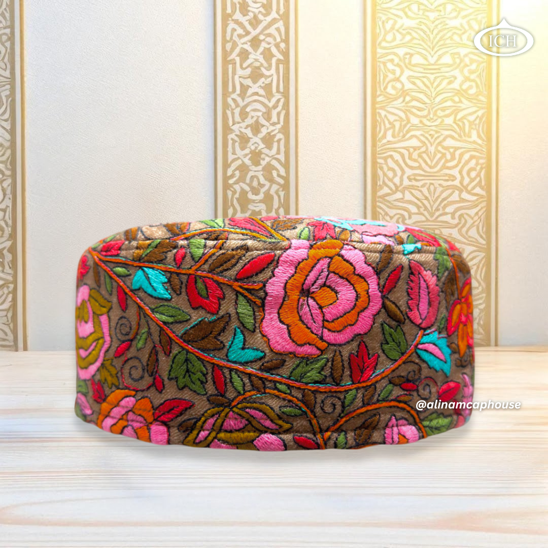 Al Inam Kashmiri Islamic Prayer Cap ICH-0005-K05 front view – premium handmade Muslim topi with rich Kashmiri embroidery, soft breathable fabric, stylish namaz cap for men by Al Inam Cap House.