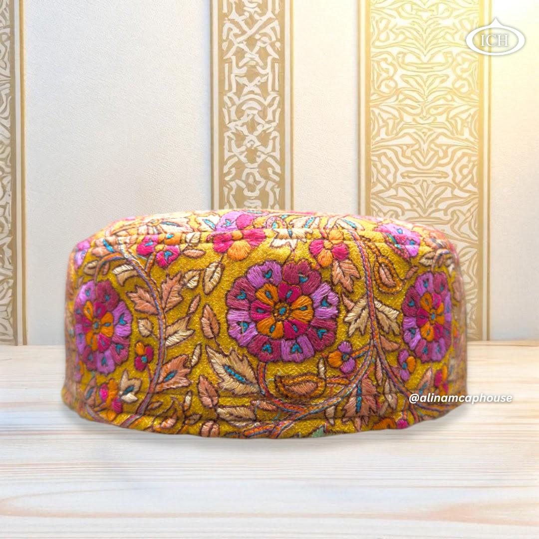 AL INAM Kashmiri Islamic Prayer Cap ICH-0008-K05 front view – premium handcrafted Muslim topi with intricate Kashmiri embroidery, soft breathable fabric, elegant namaz cap for men.