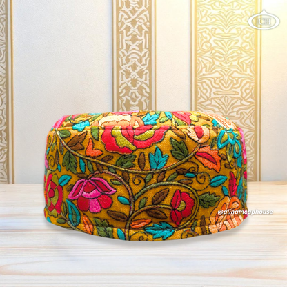Al Inam Kashmiri Islamic Prayer Cap ICH-0009-K05 front view – premium handcrafted Muslim topi with detailed Kashmiri embroidery, soft breathable fabric, stylish namaz cap for men.