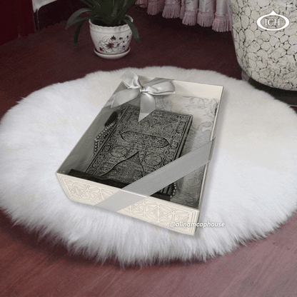 Luxury Eid Gift Box ICH-0000-E06 by Al Inam – refined design, soft cushioned prayer rug combined with matching high-quality tasbih for Muslim devotion.