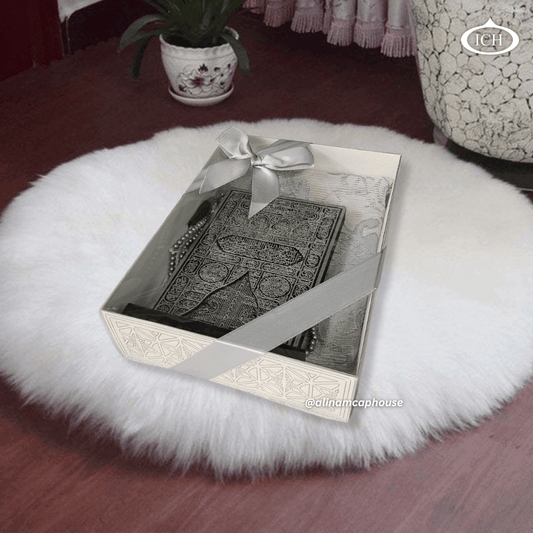 Luxury Eid Gift Box ICH-0000-E06 by Al Inam – refined design, soft cushioned prayer rug combined with matching high-quality tasbih for Muslim devotion.