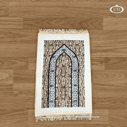 Al Inam prayer mat P03 front view, premium Islamic janamaz, elegant patterned prayer rug, soft fabric texture