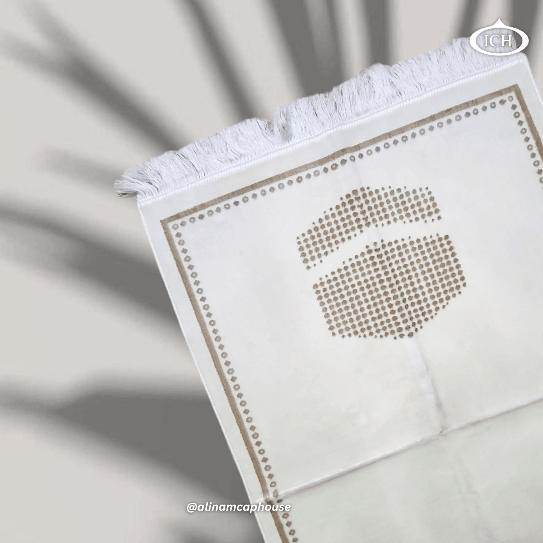 Al Inam Golden Prayer Mat P08 top view, full surface layout, detailed pattern of janamaz.