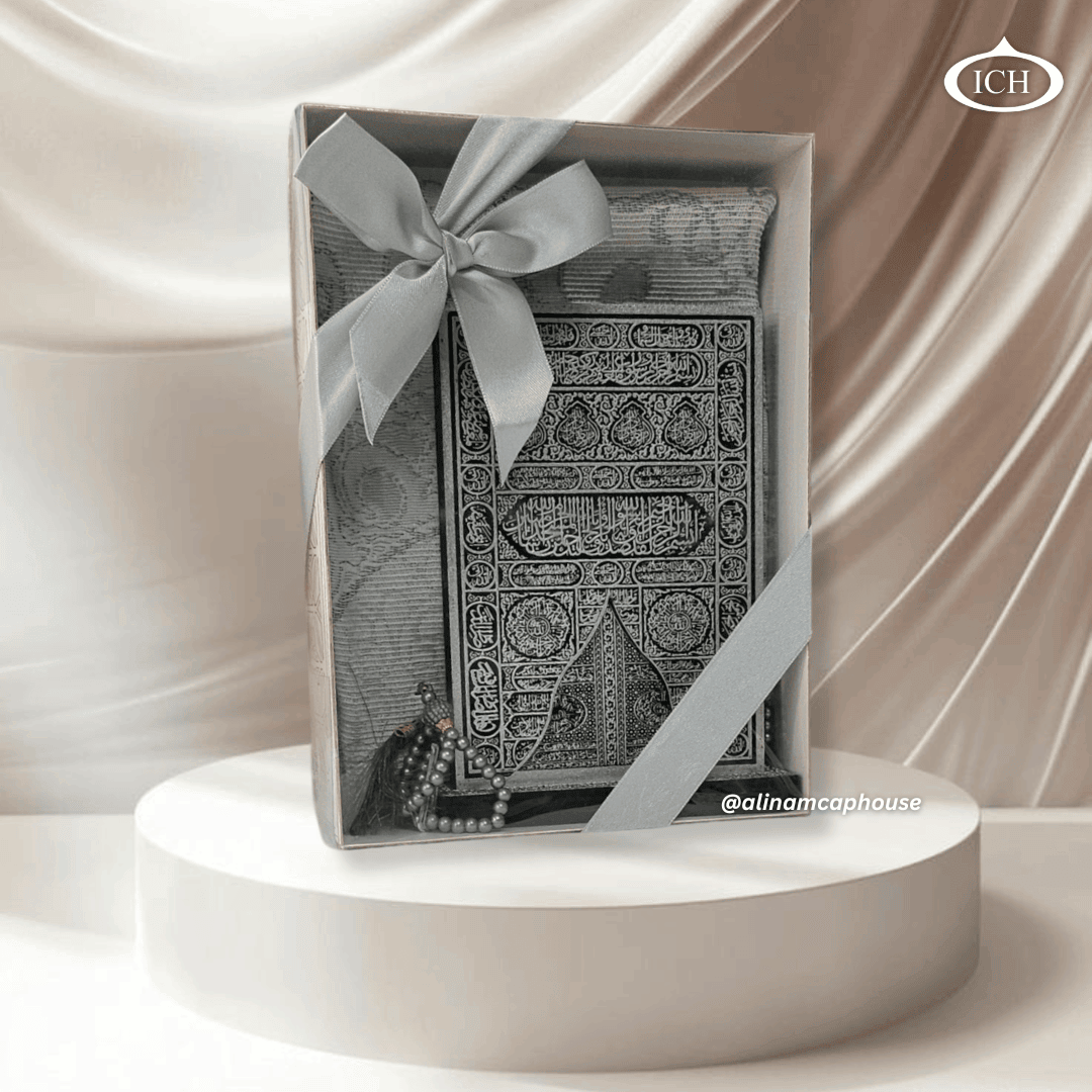 Al Inam Premium Eid Gift Set ICH-0000-E06 – complete prayer essentials: plush Janamaz with intricate pattern and durable beads, perfect for gifting.