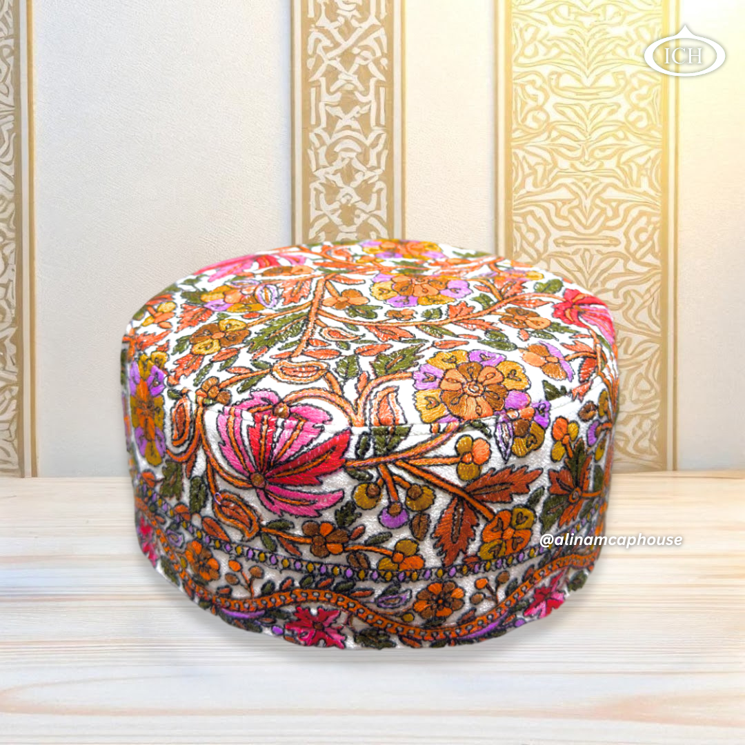 Al Inam Signature Kashmiri Topi ICH-0003-K05 top view – beautifully embroidered Islamic cap with detailed Kashmiri craftsmanship, premium namaz topi by Al Inam Cap House.