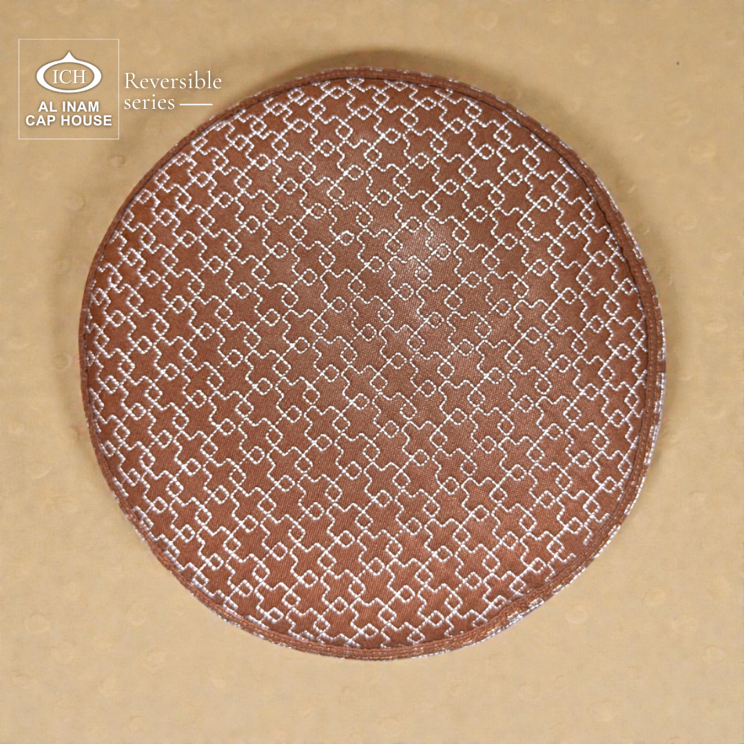 Top view of AL INAM ICH Reversible Islamic Prayer Cap featuring symmetrical woven detailing, lightweight breathable cotton fabric and premium craftsmanship kufi cap for Muslim men.