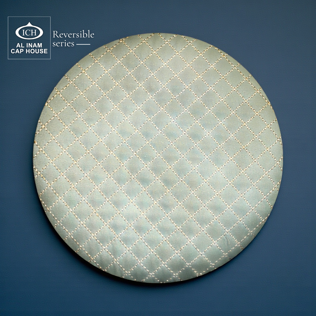 Top texture focus view of AL INAM ICH Reversible Islamic Prayer Cap showcasing symmetrical woven pattern, durable cotton craftsmanship and comfortable skull cap fit for Muslim men during daily prayers.
