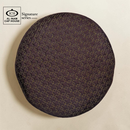 Top pattern detail view of AL INAM Islamic Prayer Cap featuring clean textured finish, breathable cotton construction and lightweight skull cap comfort for Muslim men.